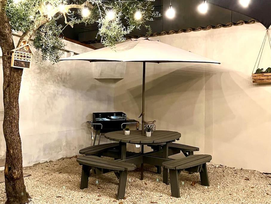 Maya 1 -  salonenque - - Terrasse - *